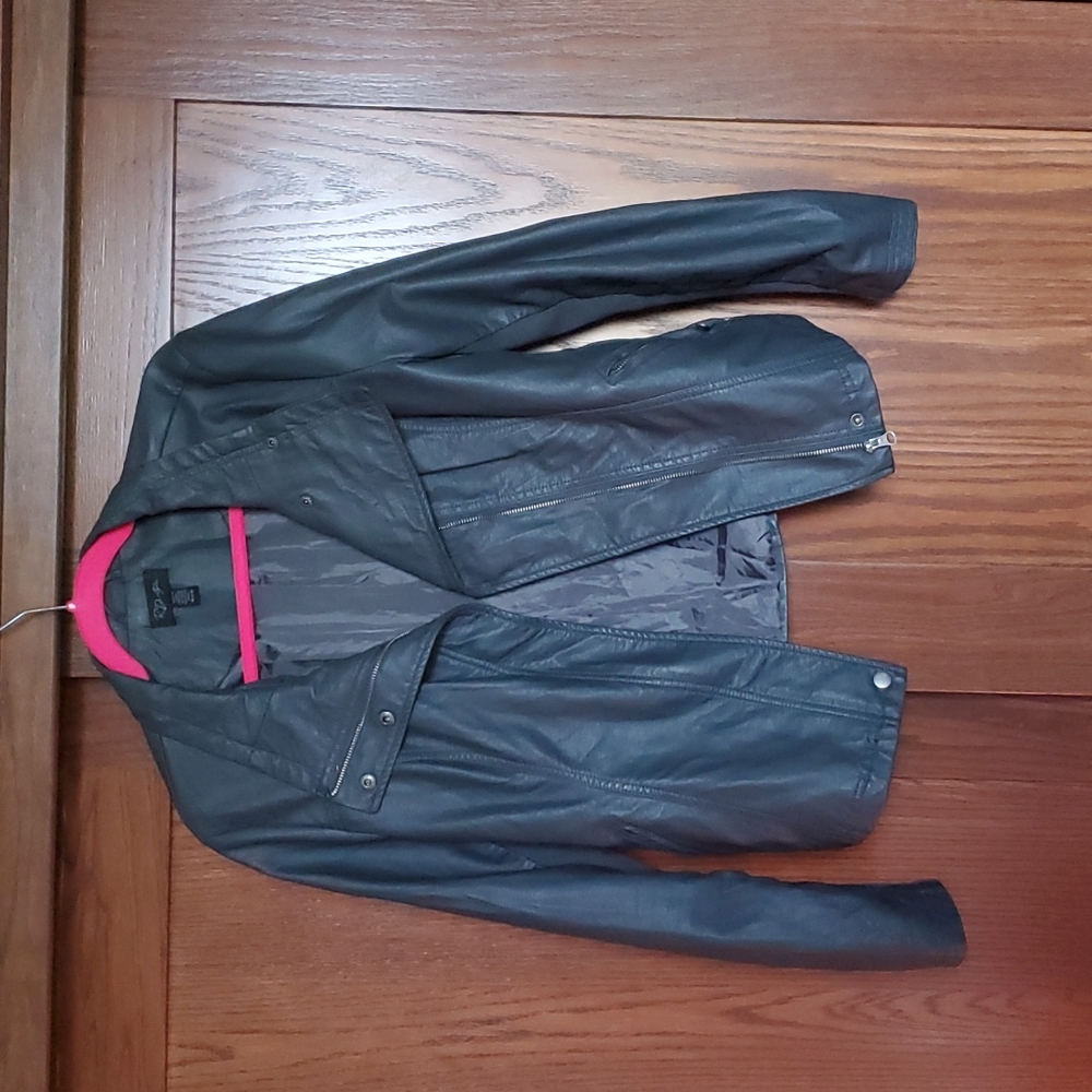RD Style Stitch Fix Gray Mixed Media Jacket